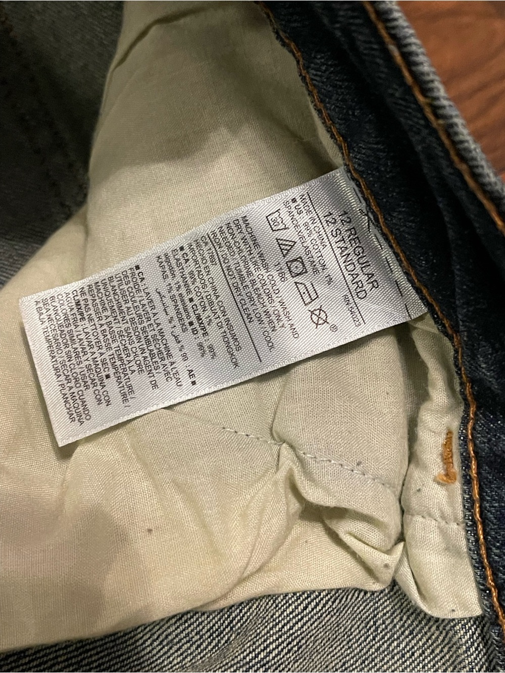 Old Navy Boyfriend Straight Jeans Size 12 Regular - Picture 5 of 5